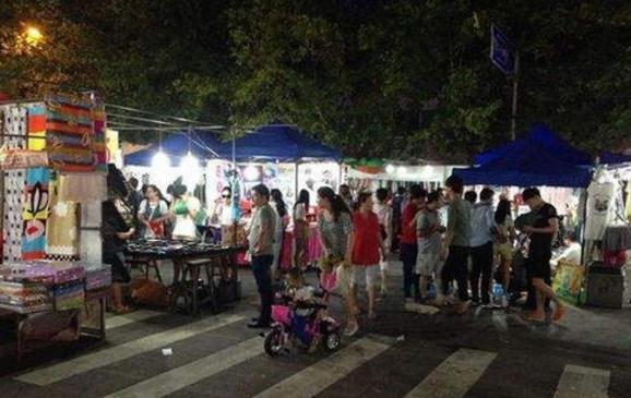 擺地?cái)傎u什么最賺錢而且很受歡迎夏天